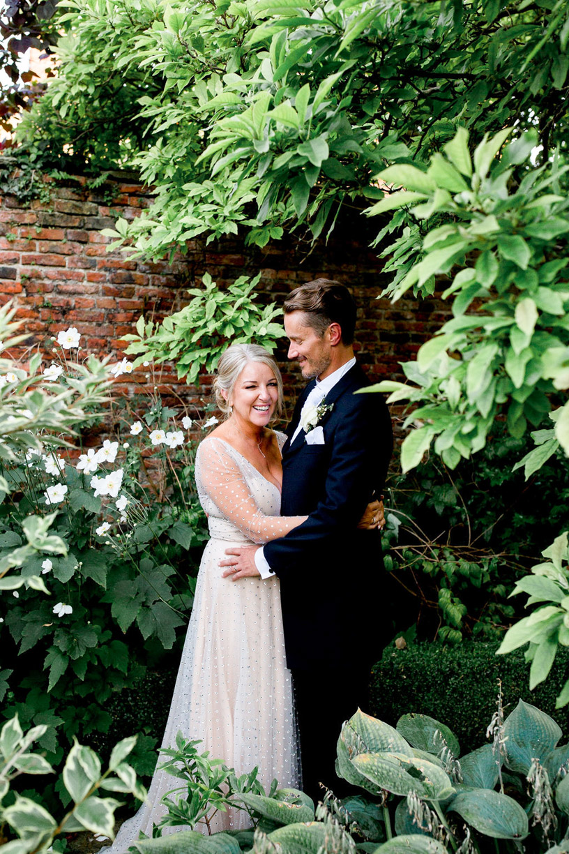 Natural and relaxed wedding photography in York